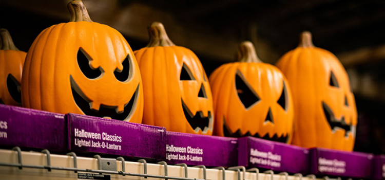 NRF says record Halloween spending expected