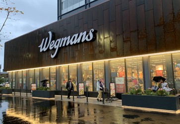 Wegmans to eliminate plastic bags by end of 2022