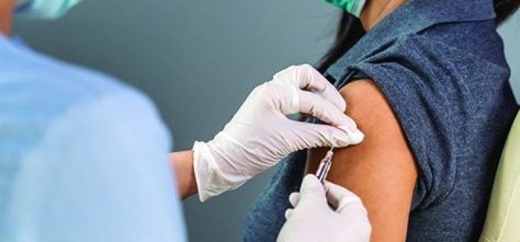 Retail groups applaud vaccine mandate stay