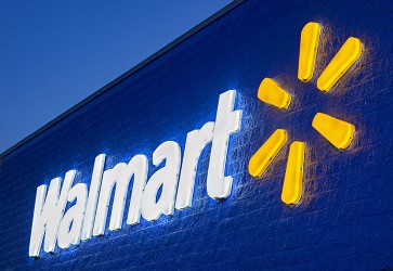 Walmart reports mixed first quarter results
