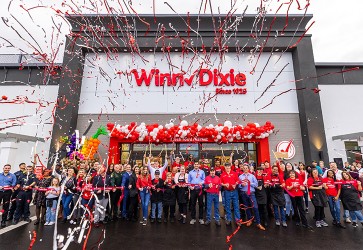 Southeastern Grocers opens new Winn Dixie store